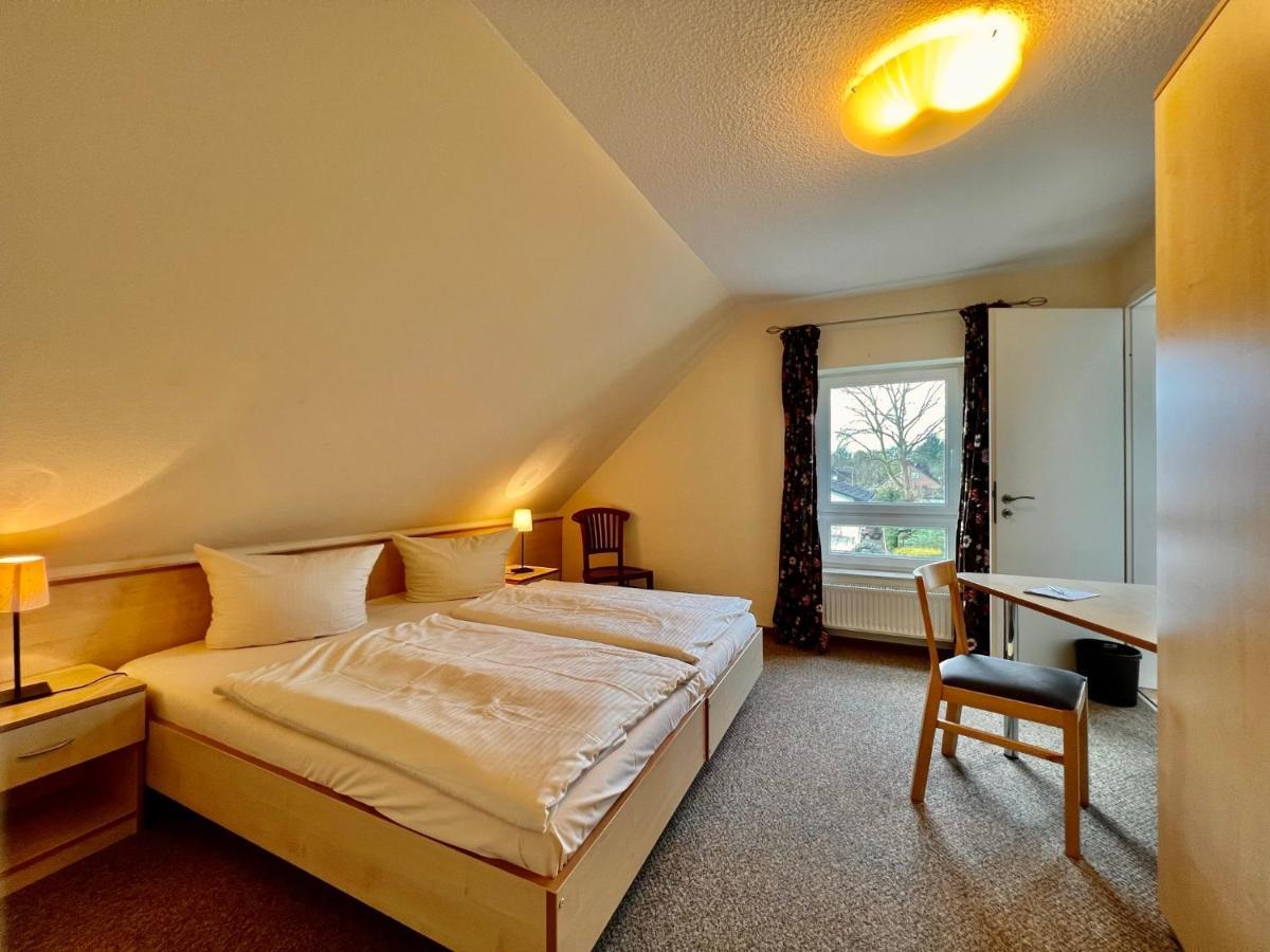 Gaestehaus Suedheide Hambühren Eksteriør bilde